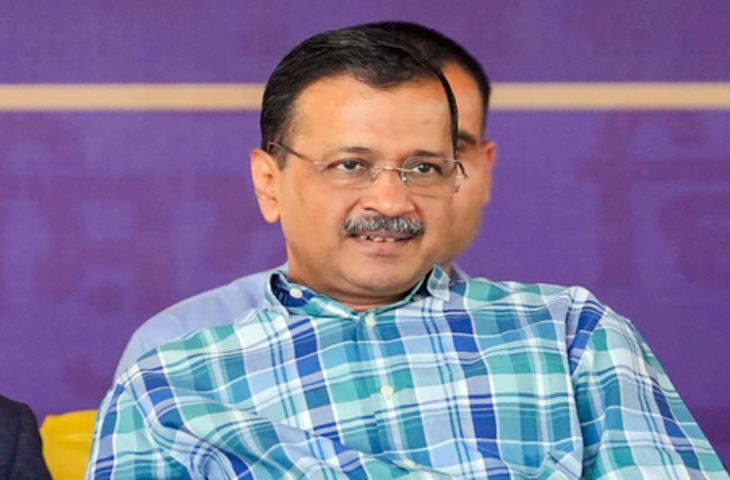 केजरीवाल के खिलाफ सार्वजनिक संपत्ति को नुकसान पहुंचाने के मामले में कोर्ट ने दिल्ली पुलिस से ताजा स्थिति रिपोर्ट मांगी