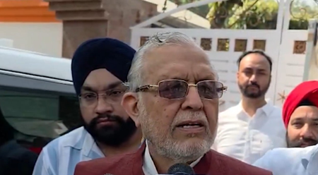 સરકાર ગેસ સંકટ પર નજર રાખી રહી છે, સ્થિતિ નિયંત્રણમાં છે: સુરેશ ખન્ના