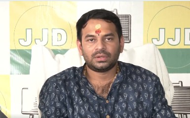बांकीपुर में भाजपा को रोकने के लिए  तेज प्रताप यादव ने किया प्रशांत किशोर का समर्थन