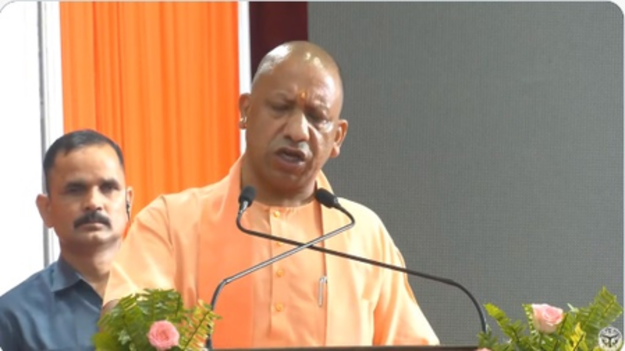 उत्तर प्रदेश: सरकार के हरित महाअभियान में शिक्षा विभाग के संस्थानों में रोपे गए 43 लाख पौधे