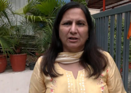 सांसद कमलजीत सहरावत बोलीं-छात्रों के नाम पर हिंसा बर्दाश्त नहीं, कांग्रेस ने पैलेट गन और लाठीचार्ज पर मांगा जवाब