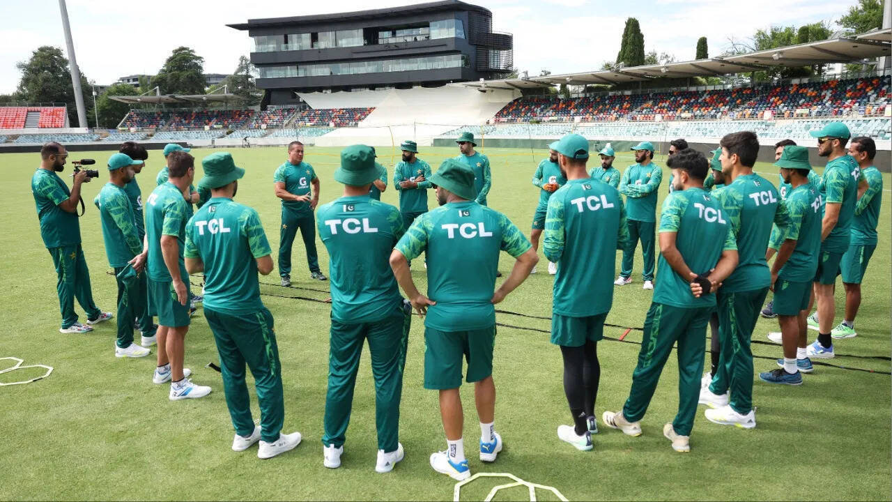 भारत ने जहां किए मिसाइल अटैक, वहां रहते हैं पाकिस्तान के ये 18 क्रिकेटर, डर के मारे छूट रहे पसीने