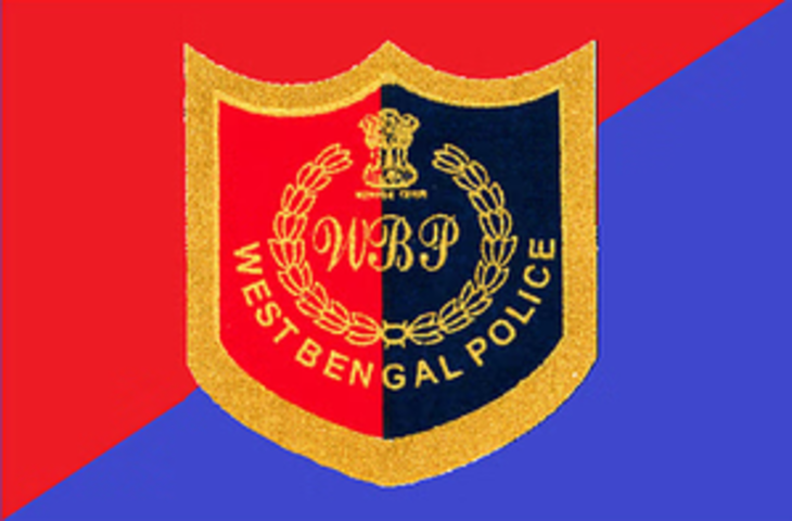 पश्चिम बंगाल के चार पुलिस अधिकारी अपने पदों पर बहाल