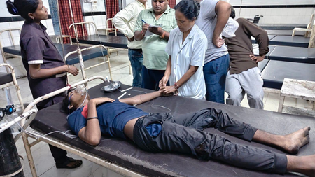 झारखंडः हजारीबाग में कोयला ट्रांसपोर्टिंग करने वाले वाहनों पर फायरिंग, रामगढ़ में वाहन कर्मचारी को गोली मारी