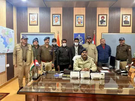 उत्तराखंड में साल की सबसे बड़ी ड्रग्स बरामदगी, 2.40 करोड़ की स्मैक के साथ तीन तस्कर गिरफ्तार