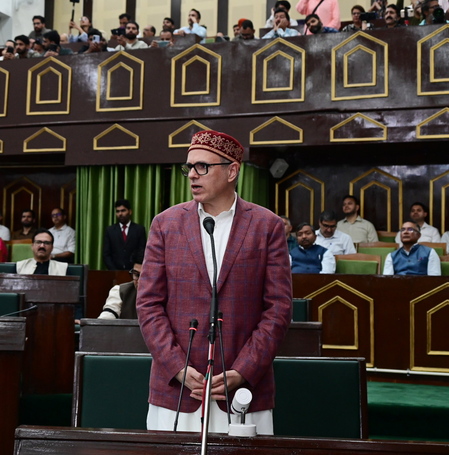 महबूबा मुफ्ती ने सीएम उमर अब्दुल्ला पर साधा निशाना, ईरान मुद्दे पर देरी से निंदा को लेकर उठाए सवाल