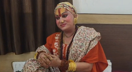 मंदिर ट्रस्ट में किन्नर संतों को जगह देने की मांग, हिमांगी सखी बोलीं- सेवा और पारदर्शिता बढ़ेगी