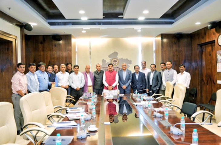 ग्वालियर में 350 एकड़ में बनेगा टेलीकॉम मैन्युफैक्चरिंग जोन, सीएम ने की निवेशकों से चर्चा