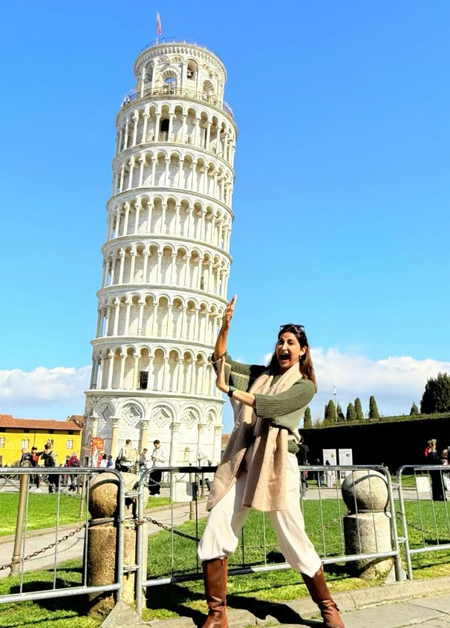 लियोनार्डो दा विंची के आविष्कारों से रूबरू हुईं आहाना कुमरा, इटली ट्रिप को बताया 'जादुई'