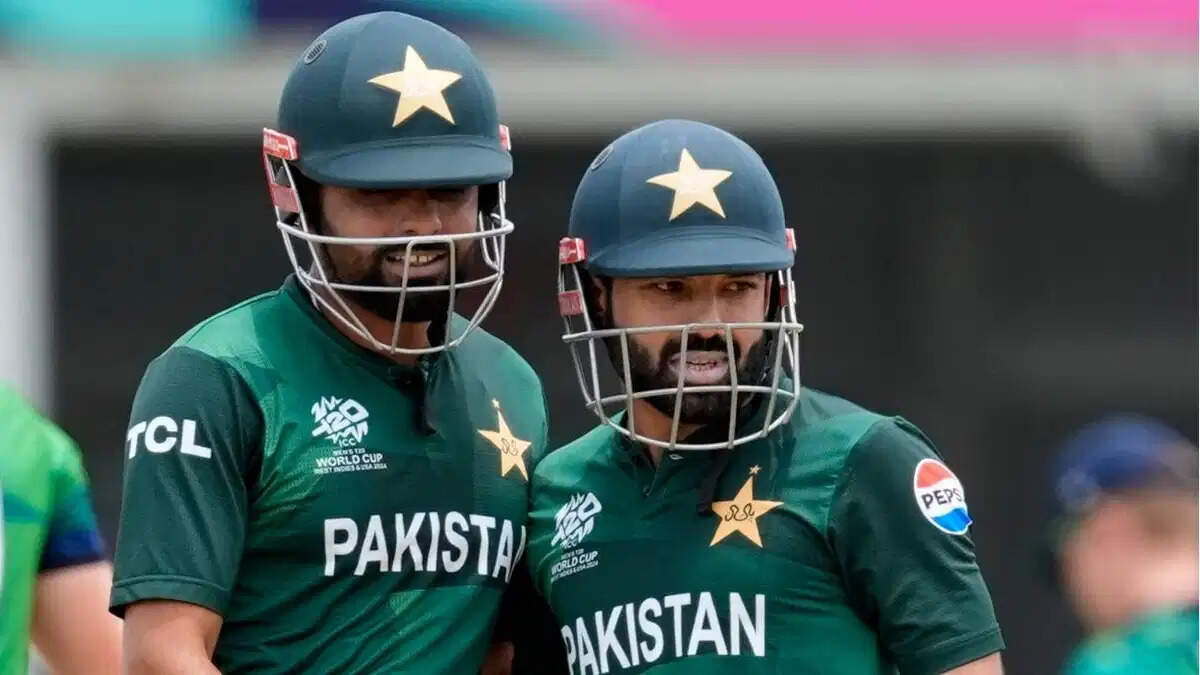 अब पाकिस्तान में होगा ‘मातम’, बाबर-मोहम्मद रिजवान पर आई चौंकाने वाली खबर तो पाक क्रिकेट की हुई सिटी पिटी गुल