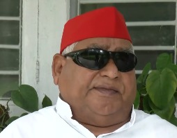 विपक्ष के सांसदों का सरकार पर तंज, कहा- बात सुनने के बजाय युवाओं पर किया गया बल प्रयोग