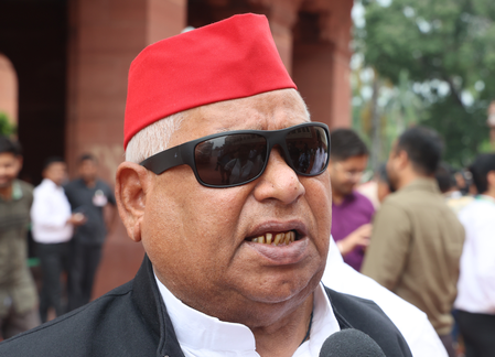 सपा सांसद अवधेश प्रसाद का बड़ा दावा, 'मायावती का रास्ता भटका, अब अखिलेश यादव पर दलितों का भरोसा'