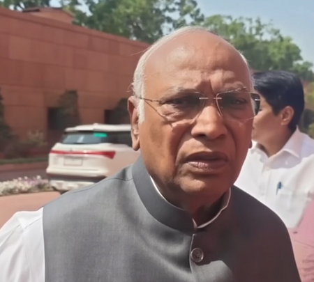 'महिला आरक्षण की आड़ में सत्ता कब्जाने की साजिश', विपक्षी सांसदों ने दी प्रतिक्रिया