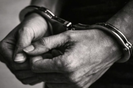 टीएमसी को वोट देने के लिए लोगों को करता था मजबूर, अब पहुंचा सलाखों के पीछे