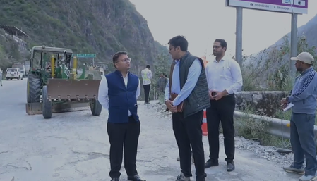 रुद्रप्रयाग : डीएम ने किया जवाड़ी बाईपास का निरीक्षण, 5 से 10 अप्रैल तक दुरुस्त करने के निर्देश