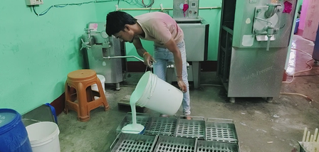 छोटी दुकान से बड़ी फैक्ट्री तक: पीएमएफएमई योजना ने बिहार के अरविंद की बदली किस्मत