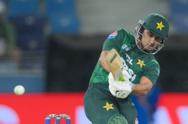 पहला टी20: बल्ले के बाद गेंद से अयूब ने बिखेरी चमक, पाकिस्तान ने ऑस्ट्रेलिया को 22 रन से हराया