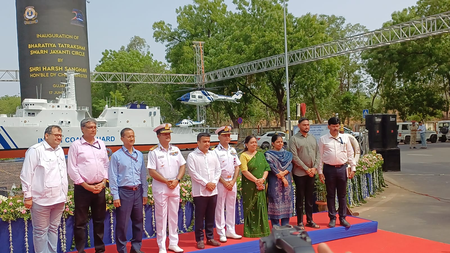 गुजरात ने इंडियन कोस्ट गार्ड को समर्पित देश का पहला पब्लिक ट्रैफिक सर्कल पेश किया