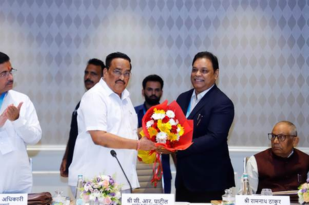 जल शक्ति मंत्री सीआर पाटिल ने गंगा बेसिन में बाढ़ नियंत्रण उपायों की समीक्षा की