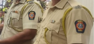 पत्नी से विवाद के बाद आत्महत्या कर रहे व्यक्ति को मुंबई पुलिस ने बचाया