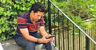 जब पुलवामा अटैक के बाद केक काटने से कर दिया था इनकार, क्या आज जन्मदिन मनाएंगे सचिन