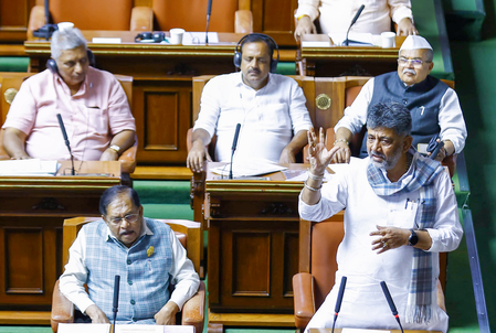 कर्नाटक विधानसभा सत्र सूखे पर चर्चा के लिए बढ़ाया गया