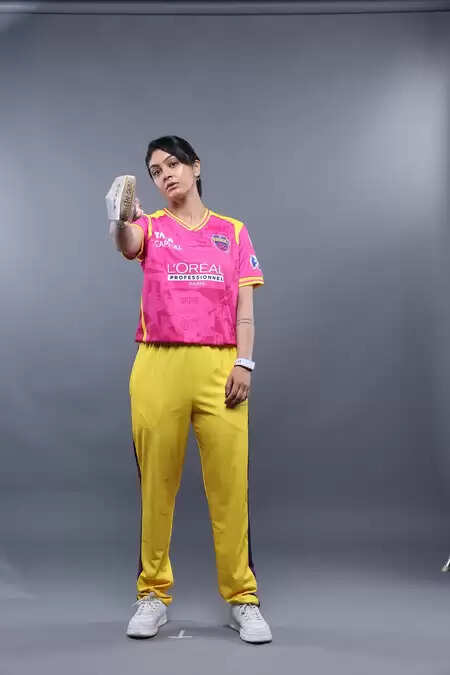 मुंबई इंडियंस के खिलाफ मैच में यूपी वॉरियर्ज लड़कियों की शिक्षा के लिए देगी खास संदेश