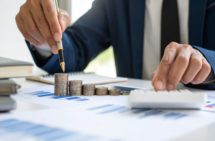 सरकार ने 2025 में लागू किए कई बड़े सुधार, व्यापार करना हुआ और आसान