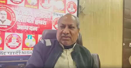 सपा सांसद सनातन पांडे 'भाड़े के पहलवान': संजय निषाद