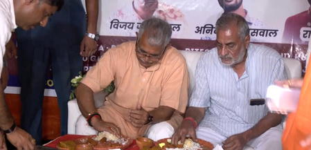 बंगाल में भाजपा की जीत के बाद कोलकाता में ‘मछली उत्सव’, दिलीप घोष ने ममता बनर्जी पर साधा निशाना