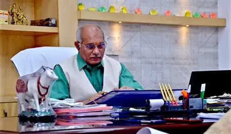 किसानों की आय दुगनी करने के लिए पशुपालन व्यवस्था सबसे मजबूत: मंत्री धर्मपाल सिंह