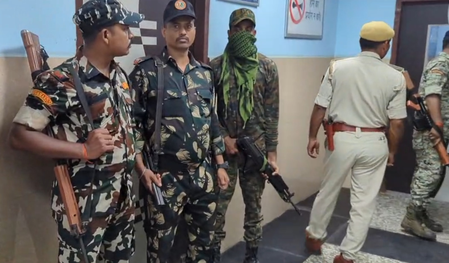पटना पुलिस ने एक होटल में चल रहे देह व्यापार के रैकेट का किया भंडाफोड़, 10 महिलाओं का रेस्क्यू