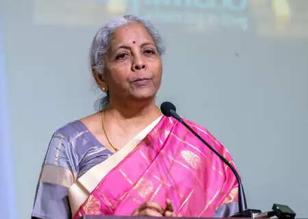 सरकार ने युवाओं को रोजगार, कौशल और नीति-निर्माण से बनाया सशक्त : वित्त मंत्री निर्मला सीतारमण