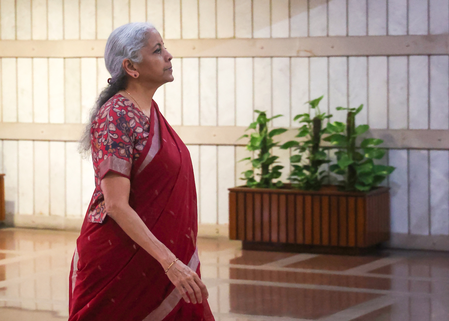 वित्त मंत्री सीतारमण आज ब्रिक्स सम्मेलन के लिए जयपुर में; वित्त मंत्रियों और केंद्रीय बैंक के गवर्नरों के साथ वैश्विक आर्थिक चुनौतियों पर होगा मंथन
