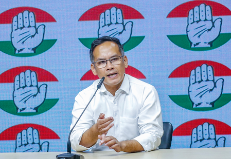 यूपीआई पर एमडीआर को लेकर कांग्रेस का हमला, कहा- संसदीय समिति में नहीं हुई चर्चा