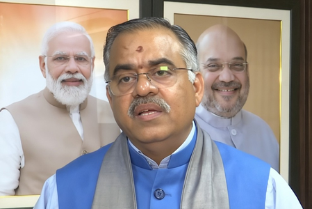 ‘वंदे मातरम’ का विरोध करने वाले लोग बौद्धिक रूप से बेईमान और दिवालिया: तरुण चुघ