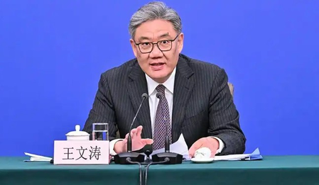 चीन का उपभोग बाजार विश्व में शीर्ष स्थान पर