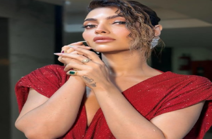 जुहू में टीवी सेलेब्स ने मनाई होली, आकांक्षा पुरी ने की बड़ी अनाउंसमेंट