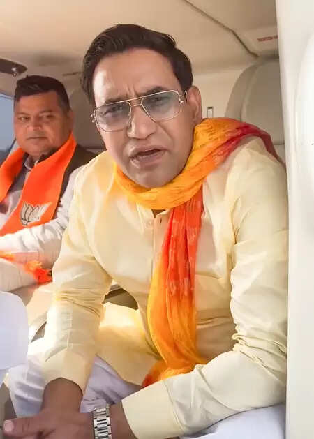 बिहार चुनाव से पहले निरहुआ ने की बिग बॉस कंटेस्टेंट नीलम गिरी के लिए अपील, फैंस ने किया ट्रोल