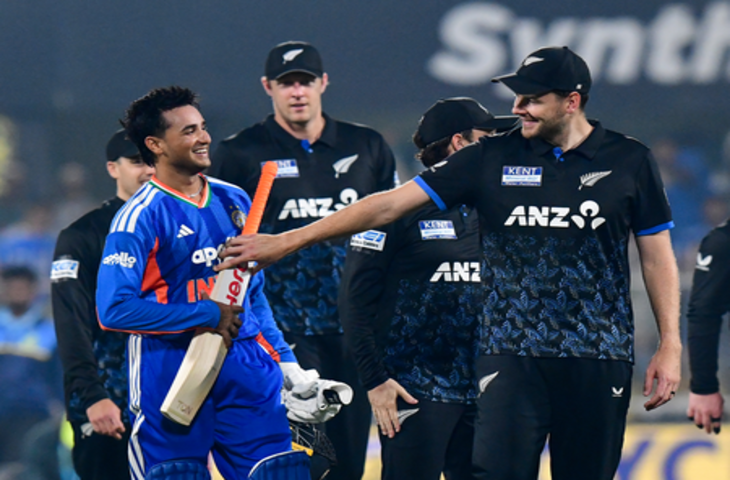 युवराज का रिकॉर्ड तोड़ना नामुमकिन, लेकिन कोई भी बल्लेबाज ऐसा कर सकता है: अभिषेक शर्मा