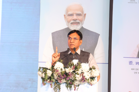 श्रम संहिता: केंद्र ने श्रमिकों के लिए राष्ट्रव्यापी वार्षिक स्वास्थ्य जांच पहल शुरू की