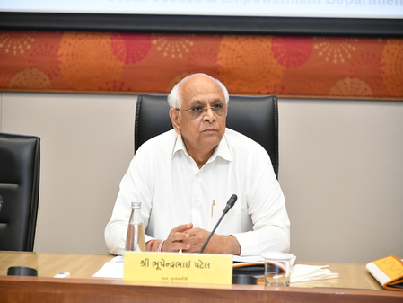 गुजरात में आईएएस अधिकारियों का फेरबदल; तीन जिलों के कलेक्टर बदले गए