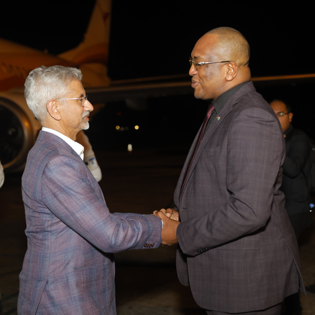 विदेश मंत्री जयशंकर सूरीनाम पहुंचे, शीर्ष नेतृत्व के साथ करेंगे द्विपक्षीय वार्ता