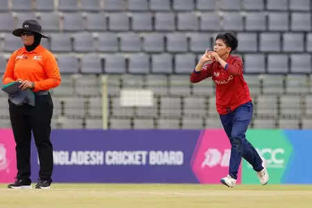 थाईलैंड की नताया बूचाथम, रोसेनन कानोह ने इंटरनेशनल क्रिकेट से संन्यास लिया