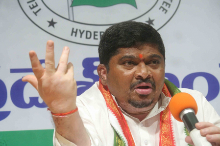 तेलंगाना टीजीएसआरटीसी हड़ताल : ड्राइवर की मौत पर सरकार का ऐलान, परिवार को 10 लाख की मदद