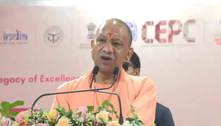 अब पलायन नहीं, अपनी माटी में हुनर दिखा रहे कारीगर : मुख्यमंत्री योगी