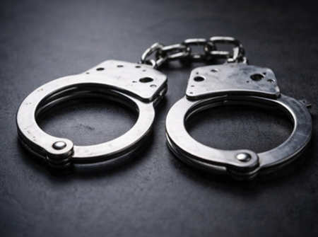 सीबीआई ने दिल्ली पुलिस के हेड कांस्टेबल को 2 लाख रुपए की रिश्वत लेते हुए किया गिरफ्तार