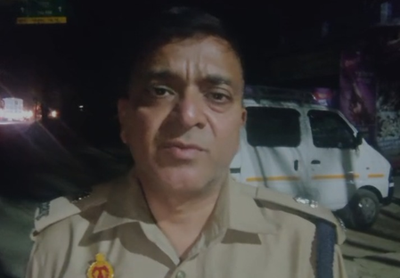 मथुरा में बारात के दौरान झगड़ा, पत्थरबाजी में एक वृद्ध महिला घायल; 5 लोग हिरासत में