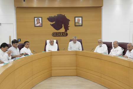 गुजरात: स्थानीय निकाय चुनाव में शानदार जीत के बाद भाजपा की अहम बैठक, नए नेतृत्व पर होगा फैसला