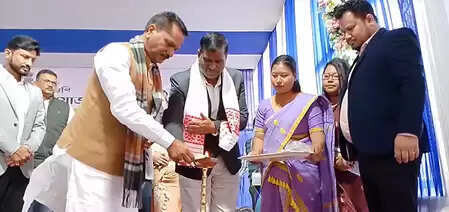 असम: डिब्रूगढ़ में चाय बागान कामगारों के लिए ‘स्वस्थबन श्रमिक योजना’ का पायलट प्रोजेक्ट लॉन्च